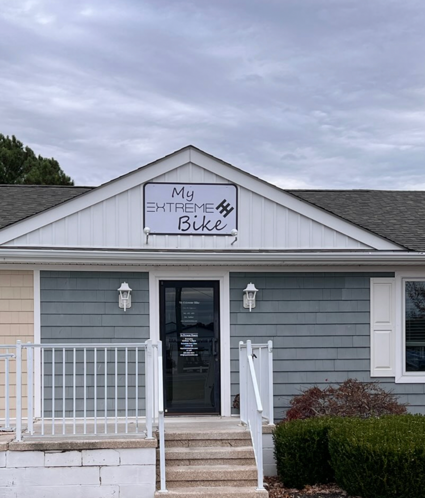 Business and Storefront Signs